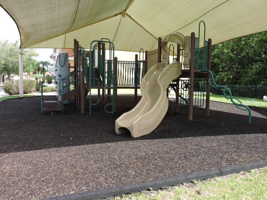 Enchanting Escape 3 Bedroom Minutes From Disney! Kissimmee Extérieur photo